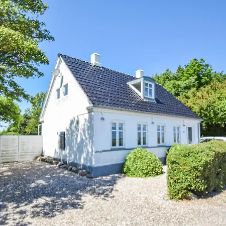 3 Bedroom Stunning In * Tranekær