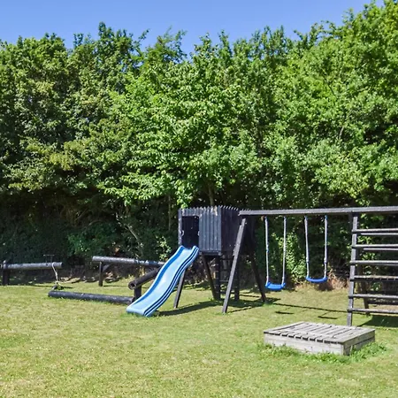 3 Bedroom Stunning In 度假居