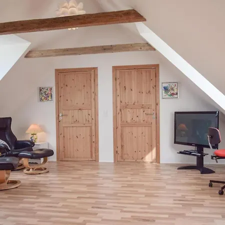 3 Bedroom Stunning In * Tranekaer